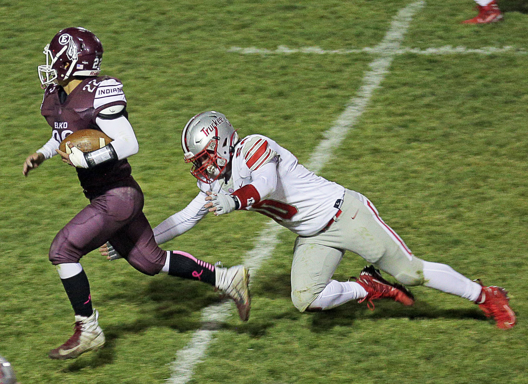 Truckee at Elko Football 30.jpg